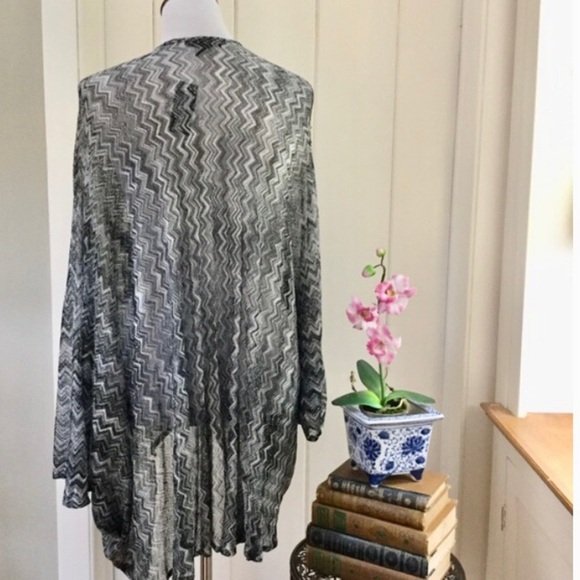 STEVE MADDEN Metallic Chevron Kimono Wrap - Picture 3 of 8